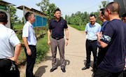 王先波开展乡村振兴领域不正之风和腐败问题专项整治工作暗访检查