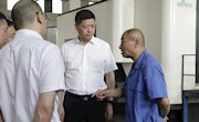 王先波走访慰问企业家