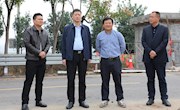 王先波调研“一兜菜”产业发展工作