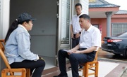 王先波到安全乡大港村开展“七一”走访慰问并上专题党课