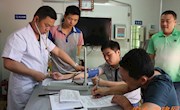 县委组织部干部积极参加无偿献血活动