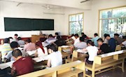 2016年上学期农民大学生举行期末考试