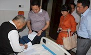 唐海芳：走访慰问困难党员