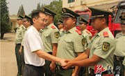 张阳：看望慰问驻安部队官兵和优抚对象