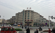 县政协：机关在职党员进社区真心实意服务群众