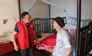 县委组织部：组织部长带领机关干部开展五月份“主题党日”活动