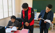 侯慧明到黄山岗中学督导软弱涣散党支部整顿提升工作